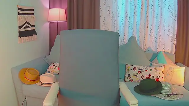 NandiSmile online show from February 2025 09:01:02 AM