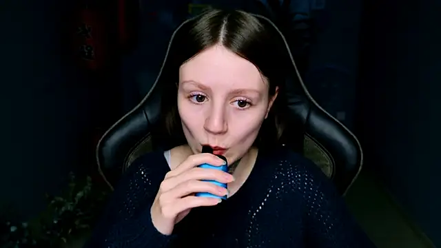 VeliraBraitberg online show from March 2025 11:29:02 AM