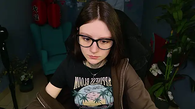 VeliraBraitberg online show from March 2026 01:16:01 PM