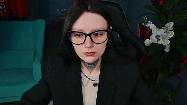 VeliraBraitberg online show from April 2026 09:16:02 AM