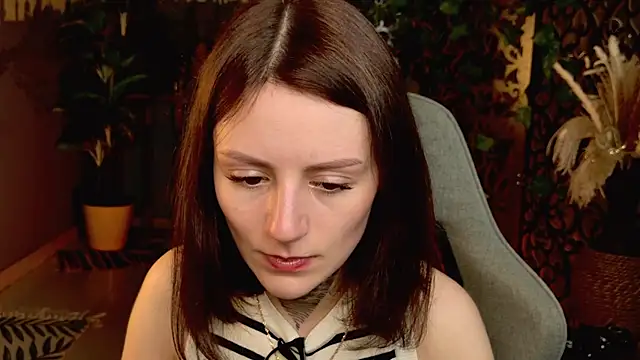 VeliraBraitberg online show from July 2026 11:17:02 AM