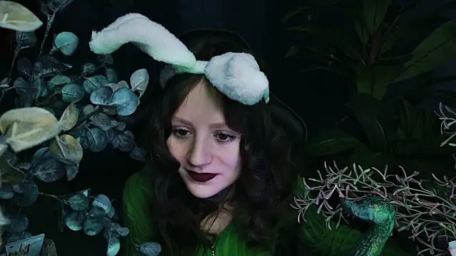 VeliraBraitberg online show from February 2025 11:22:01 AM