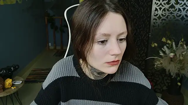 VeliraBraitberg online show from March 2025 12:03:02 PM