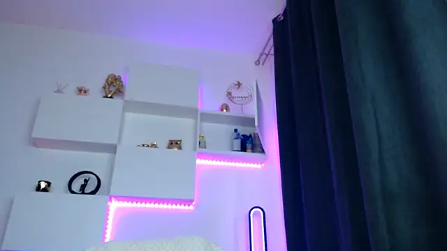 arianatattoos online show from March 2026 06:55:02 AM