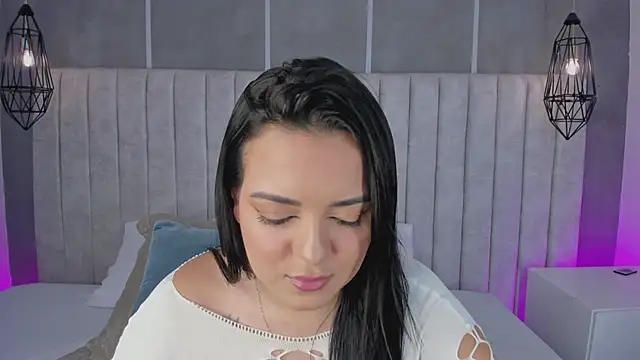 lea gray online show from February 2026 06:49:02 PM