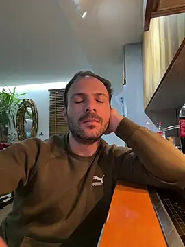 Adventurehotman online show from March 2025 12:04:02 AM