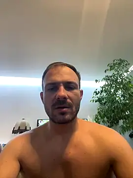Adventurehotman online show from October 2025 10:11:01 PM