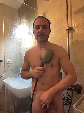 Adventurehotman online show from December 2025 12:48:02 PM