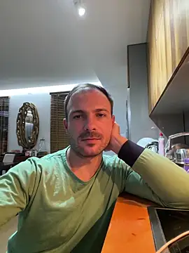 Adventurehotman online show from October 2025 09:38:01 PM