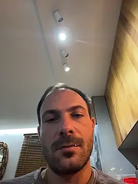 Adventurehotman online show from October 2025 12:31:02 AM