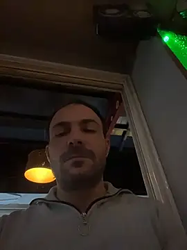 Adventurehotman online show from November 2025 03:23:01 PM