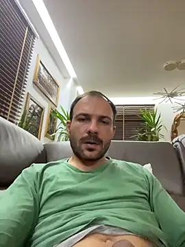 Adventurehotman online show from December 2025 12:55:01 AM