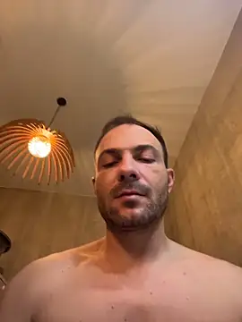 Adventurehotman online show from April 2026 07:20:02 PM