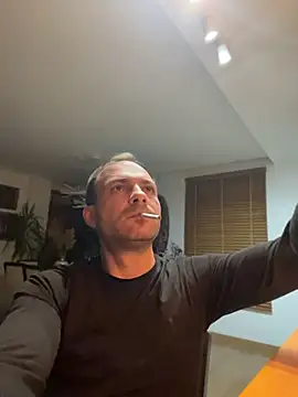 Adventurehotman online show from April 2026 08:23:02 PM