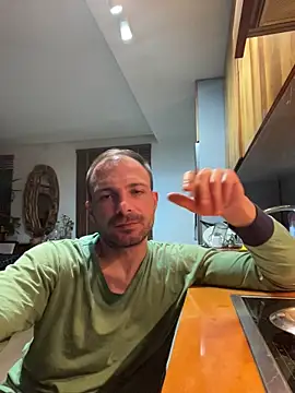 Adventurehotman online show from May 2026 09:56:01 PM