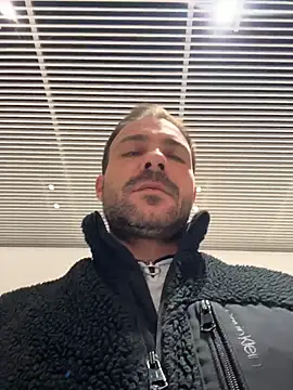 Adventurehotman online show from November 2025 12:50:02 PM