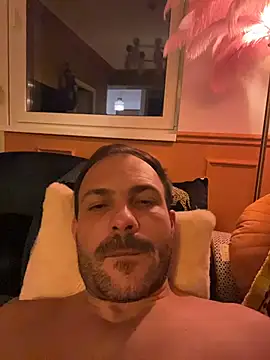 Adventurehotman online show from November 2025 12:15:02 AM