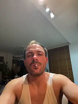 Adventurehotman online show from May 2026 10:35:02 PM