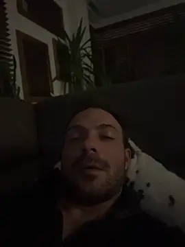 Adventurehotman online show from April 2026 10:33:01 PM