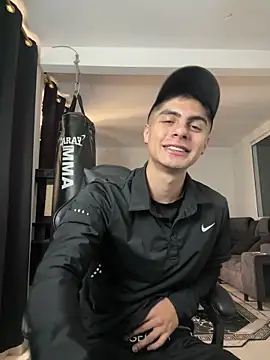 Stiven CL online show from February 2026 02:16:02 PM