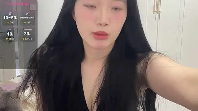 rose-u online show from October 2025 01:27:02 AM