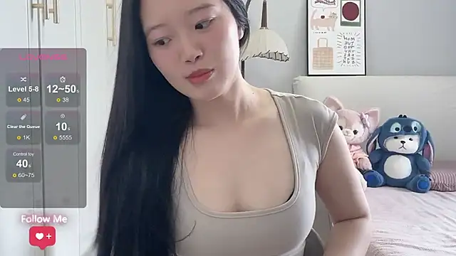 Snapshot of rose-u chatting on April 2026 01:23:02 AM rose-u online show from April 2026 01:23:02 AM