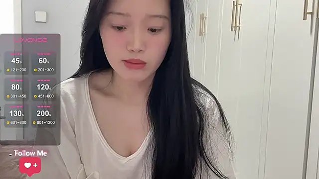 rose-u online show from March 2026 01:33:02 AM