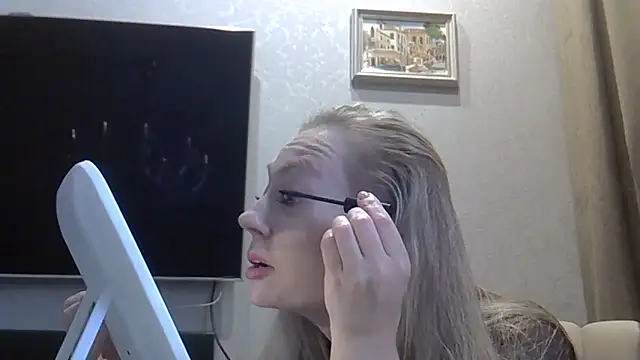 ZarinaSwift online show from October 2025 09:52:02 AM