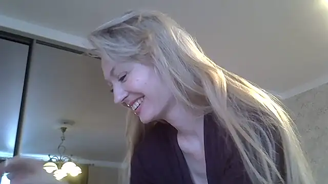 ZarinaSwift online show from March 2026 05:10:02 AM