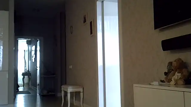 ZarinaSwift online show from May 2026 06:23:03 AM