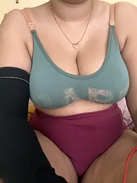 Snapshot of OnlyPragya chatting on October 2025 01:17:02 AM OnlyPragya online show from October 2025 01:17:02 AM