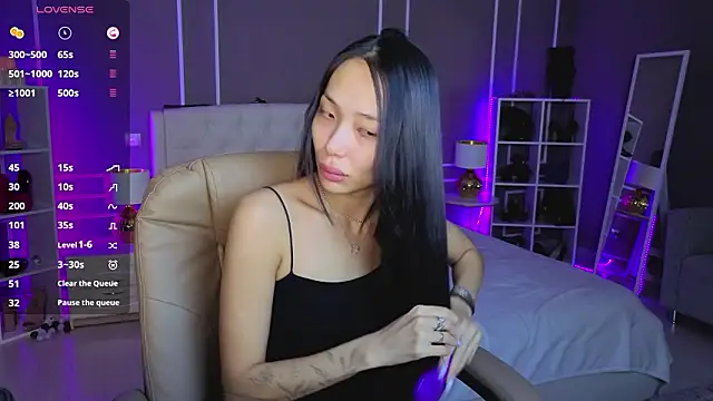  MIURA  online show from February 2026 01:03:02 AM