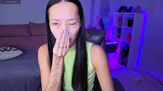  MIURA  online show from November 2025 01:06:02 AM