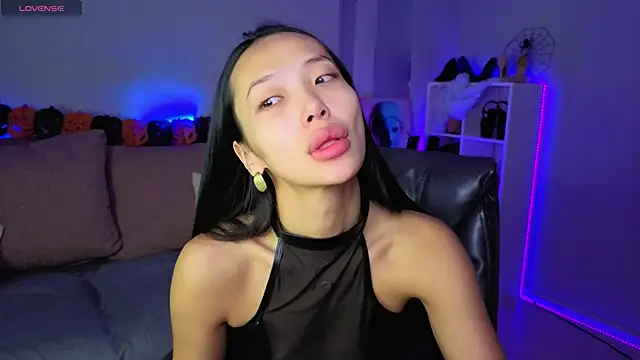  MIURA  online show from October 2025 01:04:02 AM