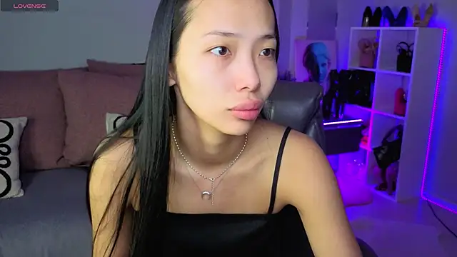  MIURA  online show from November 2025 01:04:02 AM