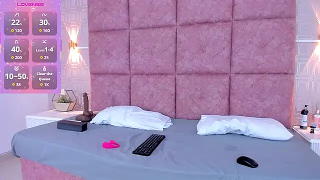 LiaVelez online show from February 2026 02:39:02 PM