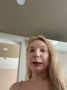 AmmyHot online show from March 2026 02:32:01 AM