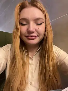 Snapshot of AmmyHot chatting on March 2025 07:13:02 AM AmmyHot online show from March 2025 07:13:02 AM