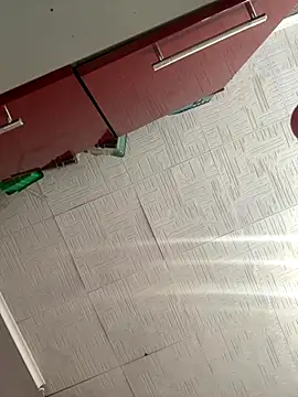 Snapshot of AmmyHot chatting on November 2025 04:11:02 AM AmmyHot online show from November 2025 04:11:02 AM