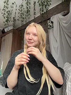 AmmyHot online show from March 2026 04:06:01 AM