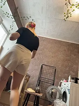 AmmyHot online show from January 2026 05:03:01 AM