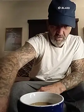 Snapshot of Hotbodyscottie chatting on November 2025 08:31:02 AM Hotbodyscottie online show from November 2025 08:31:02 AM