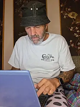 Hotbodyscottie online show from February 2026 10:14:02 AM