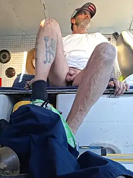 Hotbodyscottie online show from February 2026 10:53:01 PM