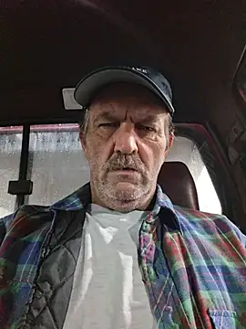 Hotbodyscottie online show from February 2026 08:38:02 AM