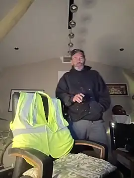 Snapshot of Hotbodyscottie chatting on November 2025 08:51:01 AM Hotbodyscottie online show from November 2025 08:51:01 AM