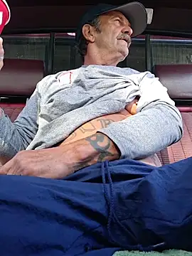 Hotbodyscottie online show from April 2026 01:39:01 PM