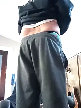 Hotbodyscottie online show from January 2025 01:30:01 PM