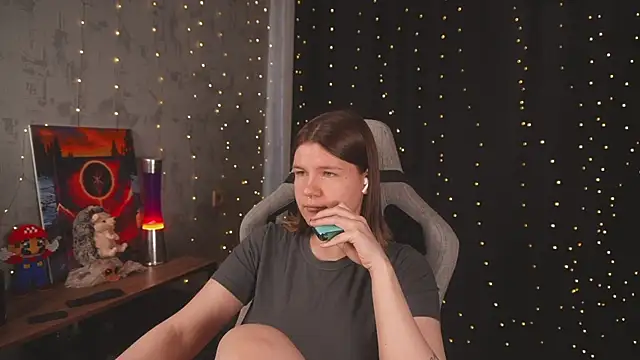 cuteamberlyyy online show from April 2026 04:47:02 AM