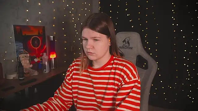 Snapshot of cuteamberlyyy chatting on October 2025 03:51:02 AM cuteamberlyyy online show from October 2025 03:51:02 AM